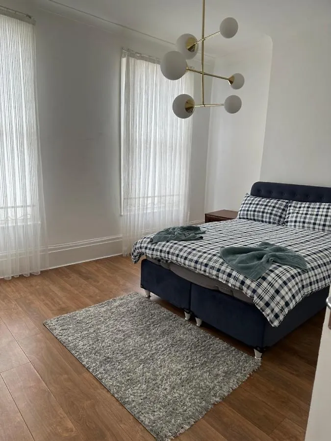 Private Room 2 London United Kingdom